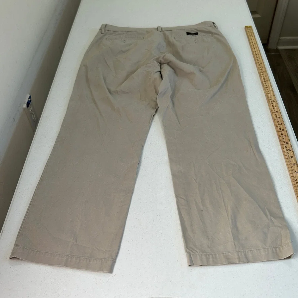 Banana Republic Gavin Chino Mens 36x30 Khaki Tan Cotton Straight Leg Pants 6735